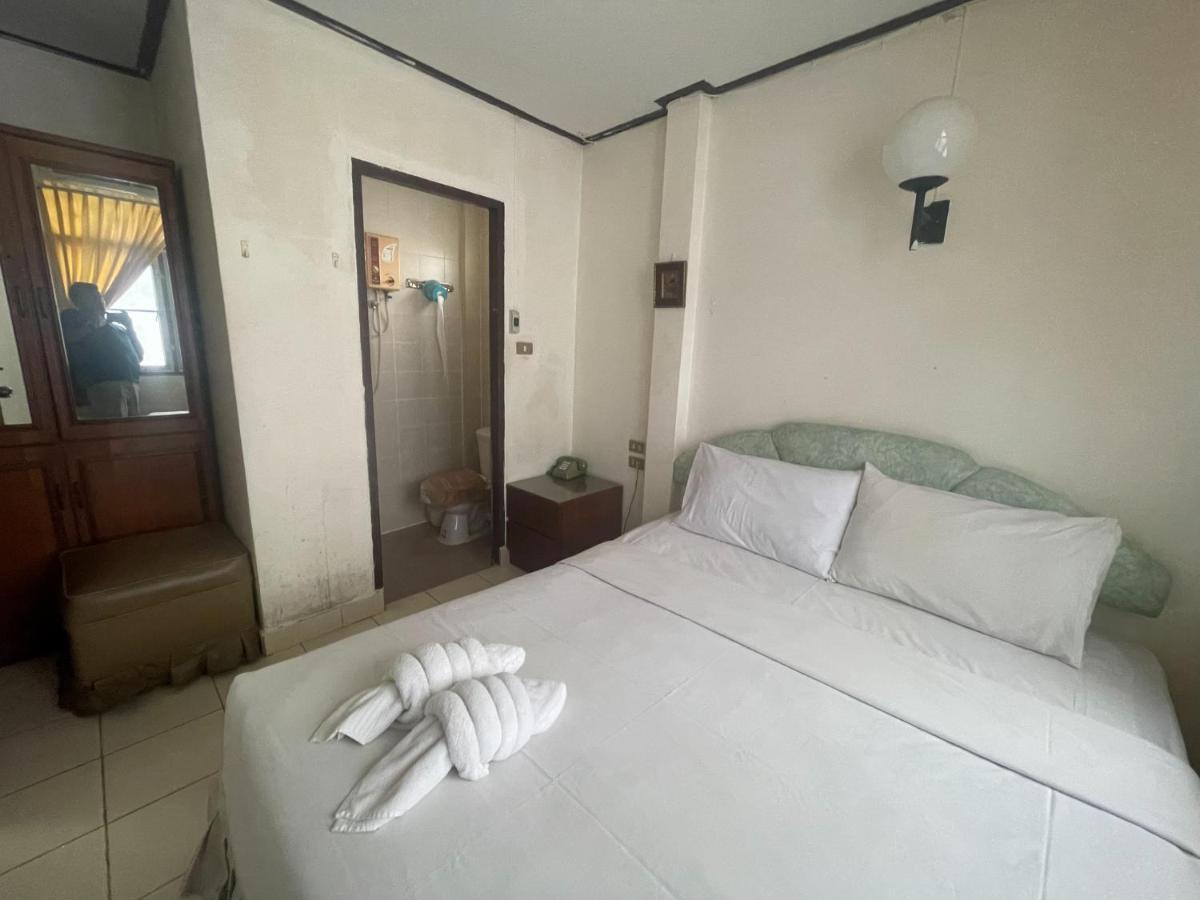 Residence Inn Pattaya Esterno foto